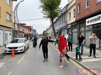 Deprem paniği: Hamamda yakalandı sokağa peştamalla çıktı