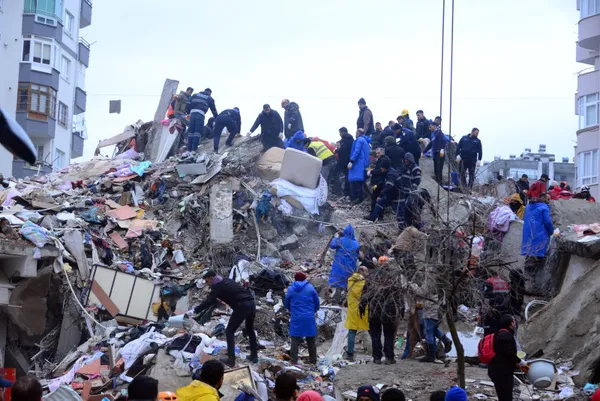 asrin-felaketi-adanaspor-ligden-cekilme-karari-aldi-1676125458070.jpg Asrın felaketi: Adanaspor ligden çekilme kararı aldı-2