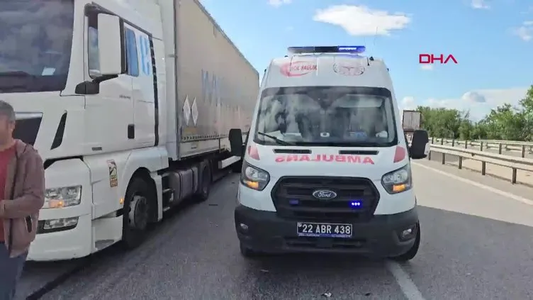 Edirne’de feci kaza! Otomobil TIR’a çarptı