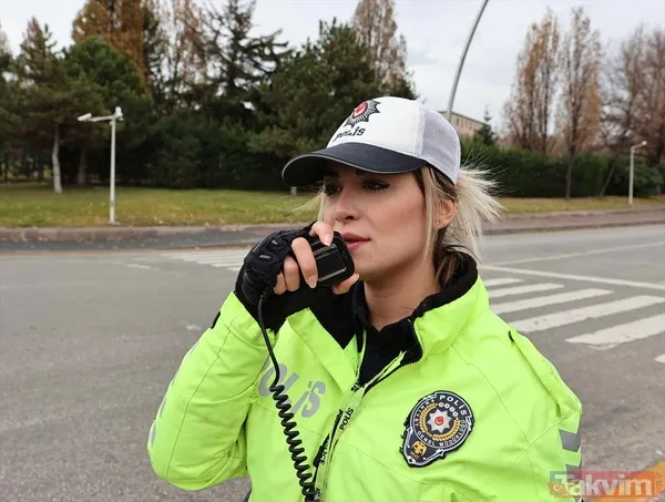Kadın trafik polisleri Ankara'nın kalbinde trafik düzenini sağlıyor! - 3