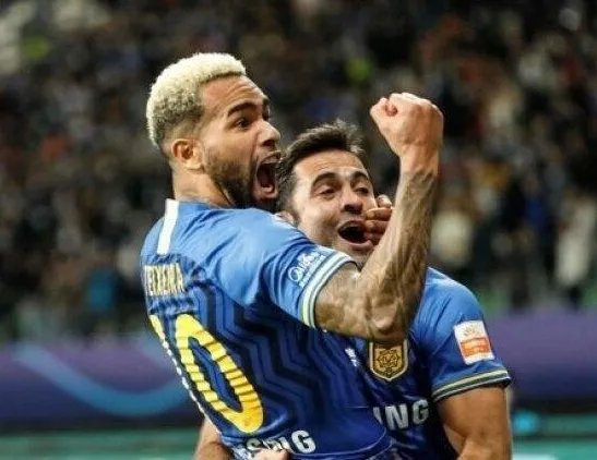 Beşiktaş'ta Alex Teixeira an meselesi: Kartal 1.5 milyon Euro'luk ücreti 3 taksitle ödeyecek-4