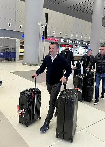 Trabzonspor'da Nenad Bjelica dönemi resmen başladı: İmzalar atıldı!-3