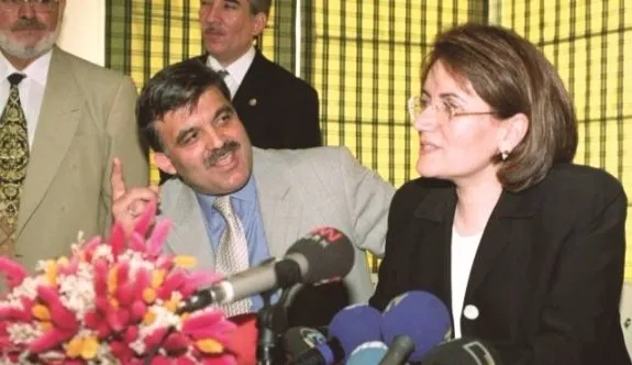 meral-aksenerden-ters-kose-tum-dengeleri-altust-edecek-aday-abdullah-gul-1668198332870.jpg Meral Akşener'den ters köşe! Tüm dengeleri altüst edecek aday: Abdullah Gül-7