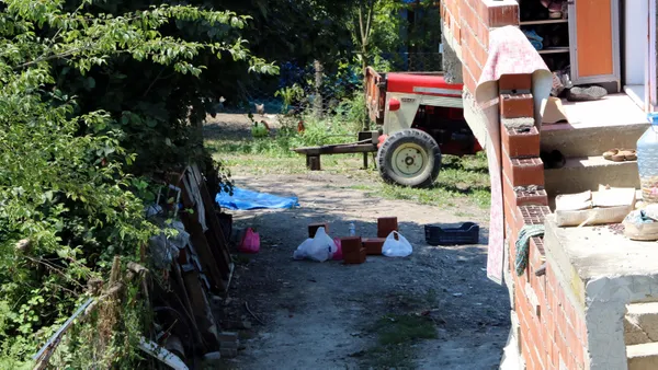 zonguldakta-iki-insaat-iscisi-ormanlik-alanda-gomulu-halde-bulunmustu-sok-ifadeler-iddianamede-traktoru-calistir-silah-sesi-duyulmasin-1619597745970.jpg Zonguldak'ta iki inşaat işçisi ormanlık alanda gömülü halde bulunmuştu: Şok ifadeler iddianamede Traktörü çalıştır silah sesi duyulmasın-6