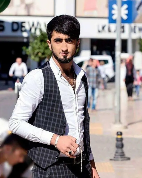 mugla-milasta-olduruldukten-sonra-cesedi-havuza-atilan-zehra-bayirin-katilini-eski-sevgilisinin-tisortu-ve-aya-1662020843483.jpg Muğla Milas'ta öldürüldükten sonra cesedi havuza atılan Zehra Bayır'ın katilini eski sevgilisinin tişörtü ve ayakkabılarındaki kan izleri çözecek-4