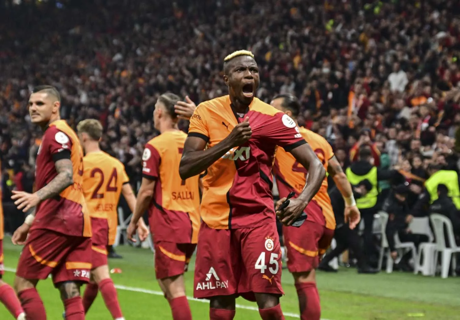 Galatasaray Victor Osimhen için geri sayımda! Tarihe geçecek adım - 16