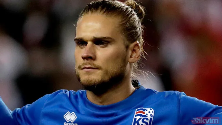 Dünyanın en yakışıklı futbolcuları açıklandı! Türkiye'den sürpriz isim listede...