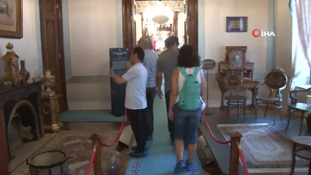 Yıldız Sarayı, ilk ziyaretçileriyle buluştu!