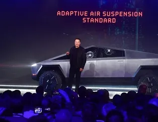 Tesla'nın patronu Elon Musk resmen tanıttı! İşte zırhlı ve elektrikli pick-up Cybertruck