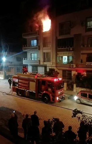 İskenderun'da apartmanda yangın: 1 ölü