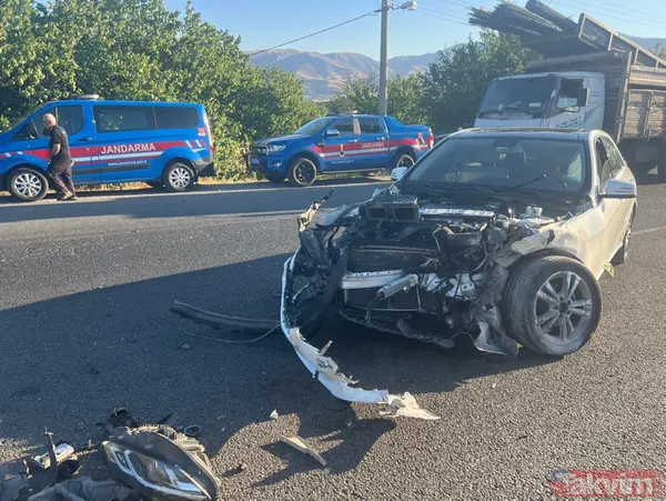 Ereğli'de Korkunç Trafik Kazası: Hafriyat Kamyonu Taksiye Çarpıp Yayaları Ezdi! Bir Ölü, Beş Yaralı