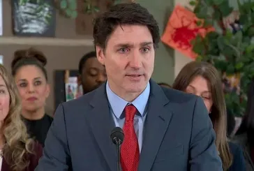 Trump Trudeau’yu resmen ağlattı!