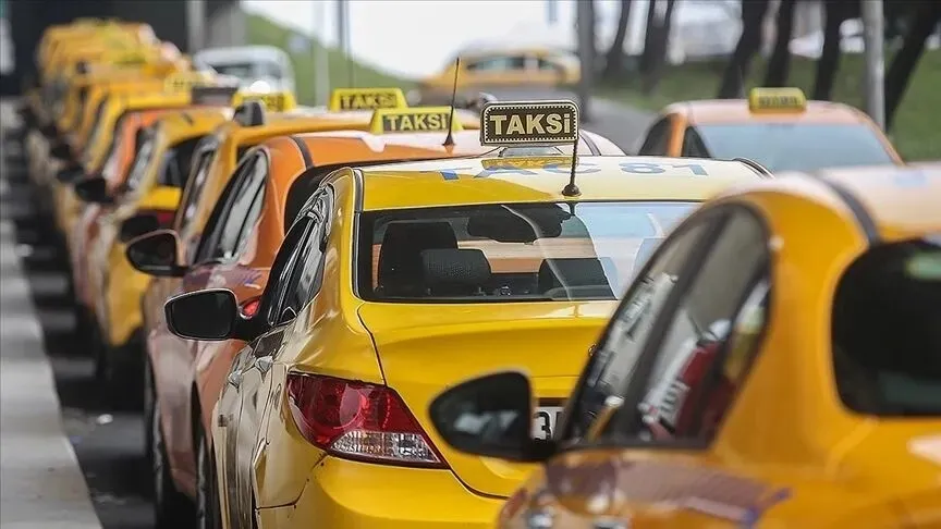 taksi-soforleri-arasinda-darbevari-eylem-plani-kopruleri-kapatalim-1786039611133.jpeg Taksi şoförleri arasında darbevari eylem planı: Köprü yollarını kapatacağız-4