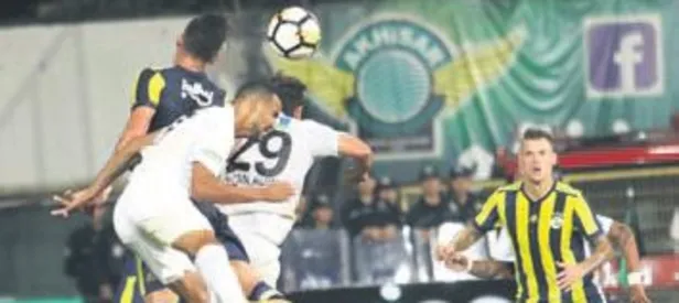 Martin Skrtel tek idmanla maça çıktı