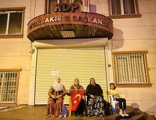 HDP Diyarbakır il binası mühürlendi! Kandil kapısıdır kaçaktır