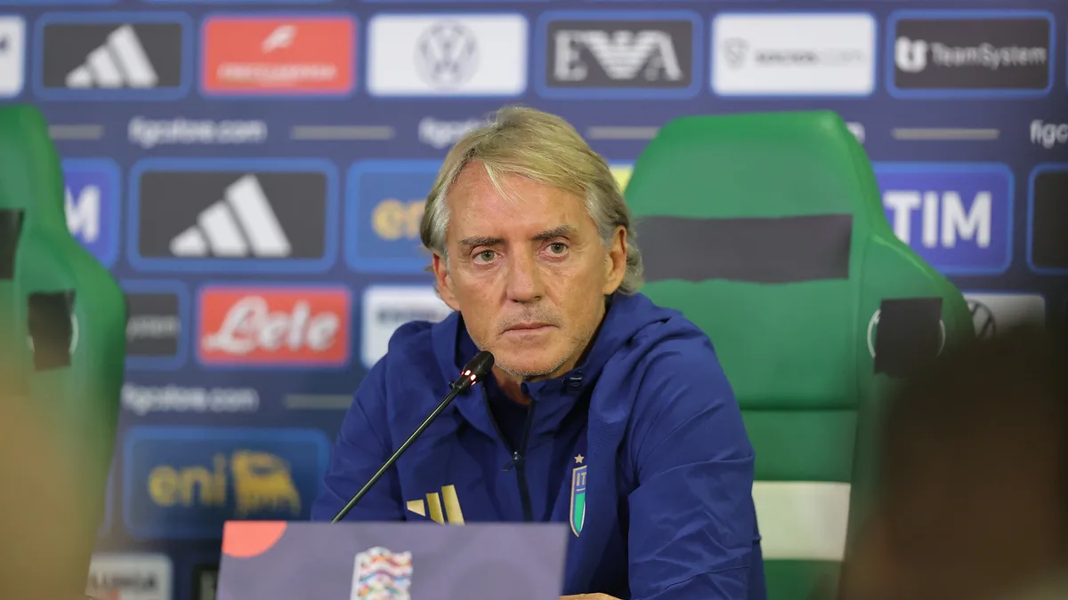 Mancini'den Montella ve Milli Takım'a övgü
