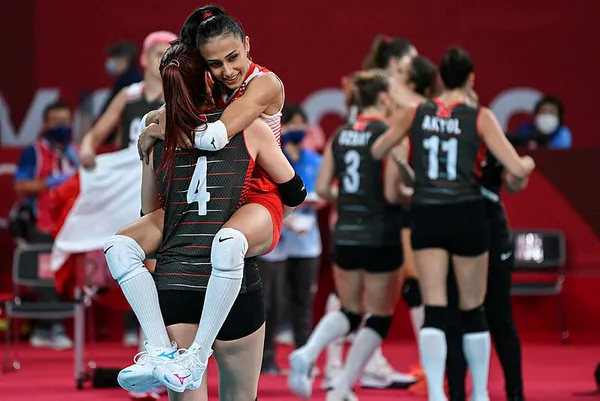 turkiye-ceyrek-final-rakibi-kim-2020-tokyo-turkiye-voleybol-ceyrek-final-rakibi-kim-oldu-1627900744924.jpg Türkiye çeyrek final rakibi kim? 2020 Tokyo Türkiye voleybol çeyrek final rakibi kim oldu?-2