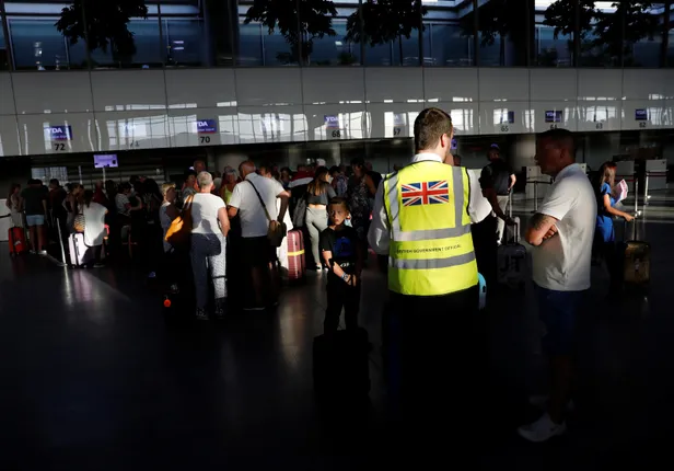 İngiliz tur operatörü Thomas Cook'un iflası! 12 uçak Dalaman Havalimanı'na geldi-2