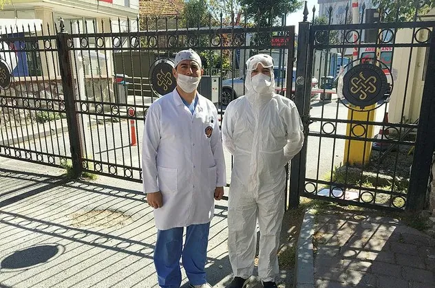 İBB sefer sayılarını azalttı! Sağlık çalışanlarının toplu taşıma çilesi sürüyor