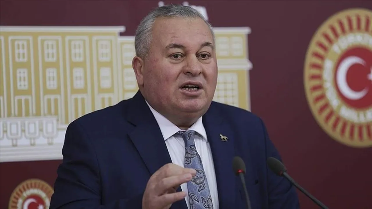 Piyasaya operasyona geçit yok! Şimşek istifa etti yalanını ortaya atmıştı! Cemal Enginyurt yırtamayacak! SPK didik didik ediyor