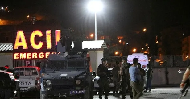 Son dakika: Hakkari'den acı haber: Zırhlı aracın devrilmesi sonucu 2 asker şehit oldu