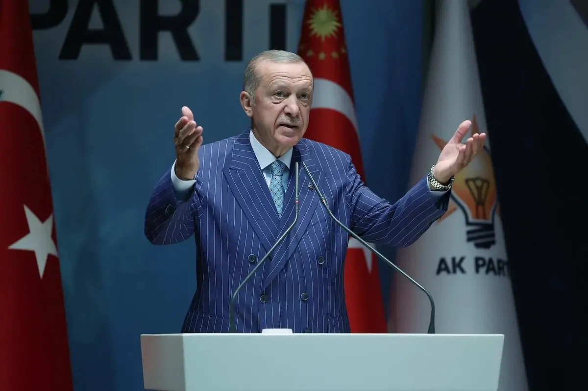 baskan-erdogan-ak-partinin-ceyrek-asirlik-destanini-kaleme-aldi-1786700104293.jpeg Başkan Erdoğan AK Parti'nin çeyrek asırlık destanını kaleme aldı! Hem oyun kurucu hem kutup başı Türkiye-4