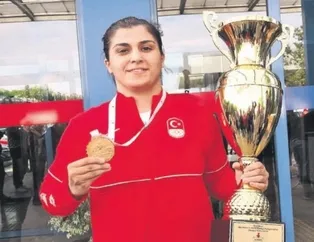 Aile kulübüne gelmişim