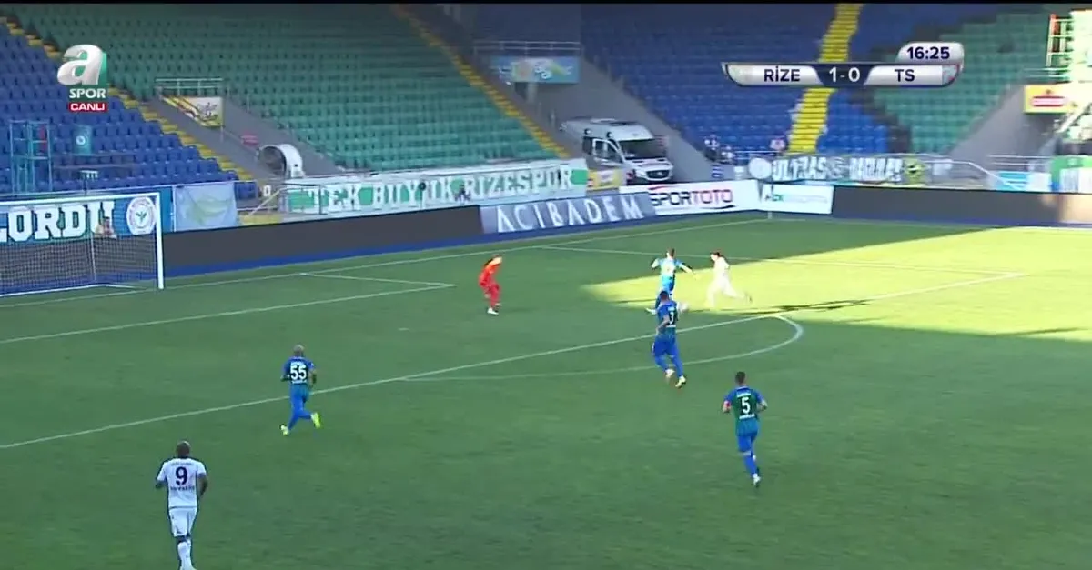 Abdülkadir Ömür eşitliği sağladı! GOL | Çaykur Rizespor 1-1 Trabzonspor