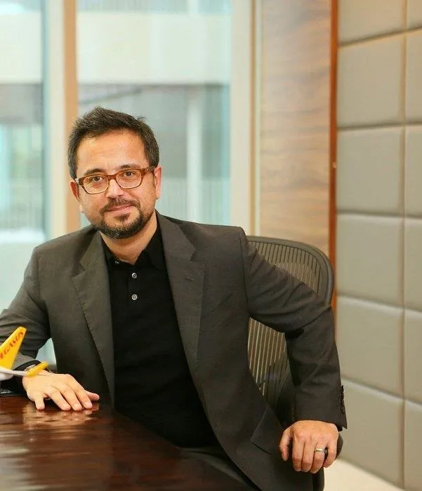 ali-sabanciya-kritik-operasyon-sosyetik-cift-yunanistanda-tekne-kazasi-gecirmisti-1695468293839.jpeg Deniz kazası geçiren Sabancı çiftinin sağlık durumuyla ilgili sıcak gelişme! Kritik operasyona alındı-7