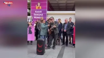 Ankara’da sokak köpeklerinin toplanmasına karşı eylem: “Haydi havla, sen de havla”