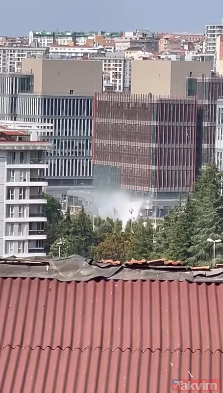 Kağıthane'de İSKİ çalışması sırasında isale borusu patladı! Sürücülerin zor anları - 4