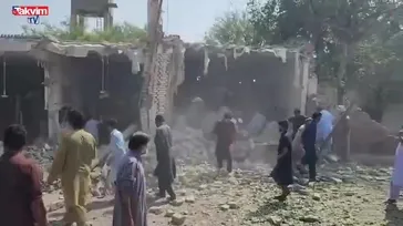 Pakistan'da cuma namazı sırasında şiddetli patlama: 15 kişi hayatını kaybetti, 50'den fazla yaralı var!