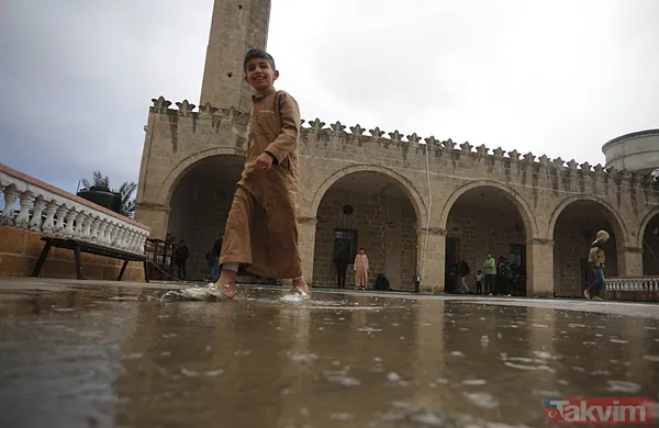 Gazze’de buruk bayram! Refah, Deyr El Balah, Cibaliye… Filistinliler bombardıman altında bayramı kutluyor - 20