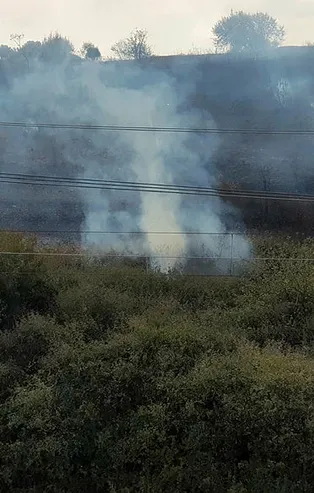 Son dakika: Küçükçekmece'de korkutan yangın!