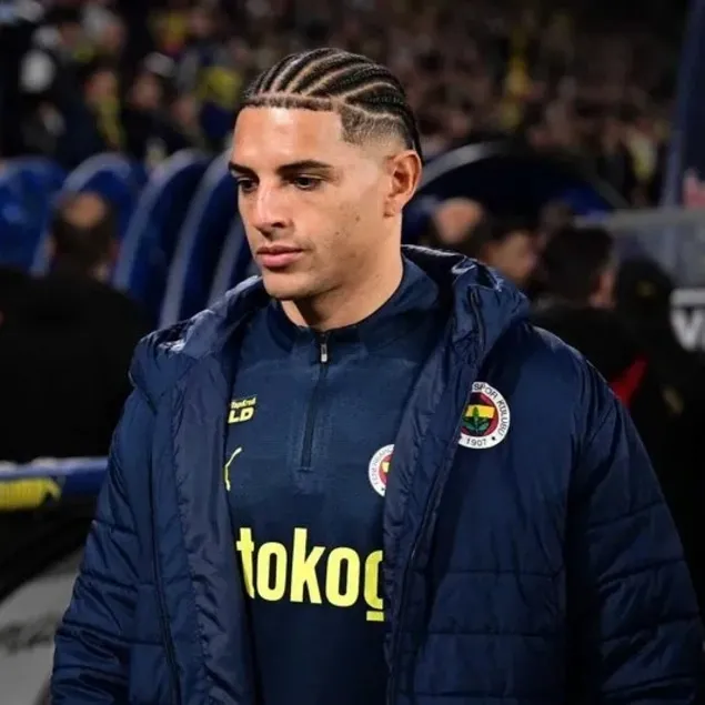 Diego Carlos çizme yolcusu