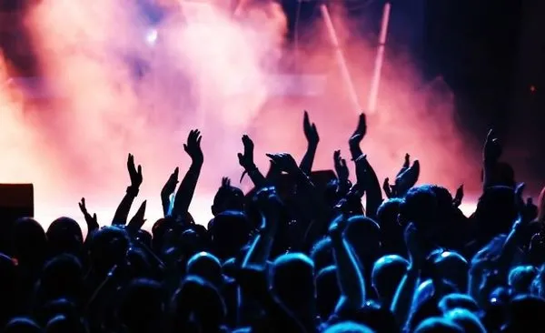 Istanbul Da Konserler Festivaller Etkinlikler Iptal Mi Konserler Yasaklandi Mi Takvim