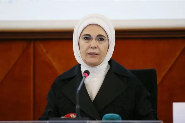 Emine Erdoğan'dan "Ayasofya" paylaşımı