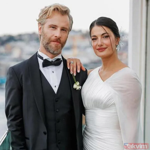 Kuruluş Osman'ın Komutan Lucas'ı Özgür Çevik’in sokak ortasında evlilik teklifi ettiği eşi güzelliğiyle hayran bıraktı! - 11