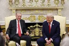 Beyaz Saray’da beden dili diplomasiye yansıdı: Başkan Erdoğan dengeli Trump ihtiyatlı
