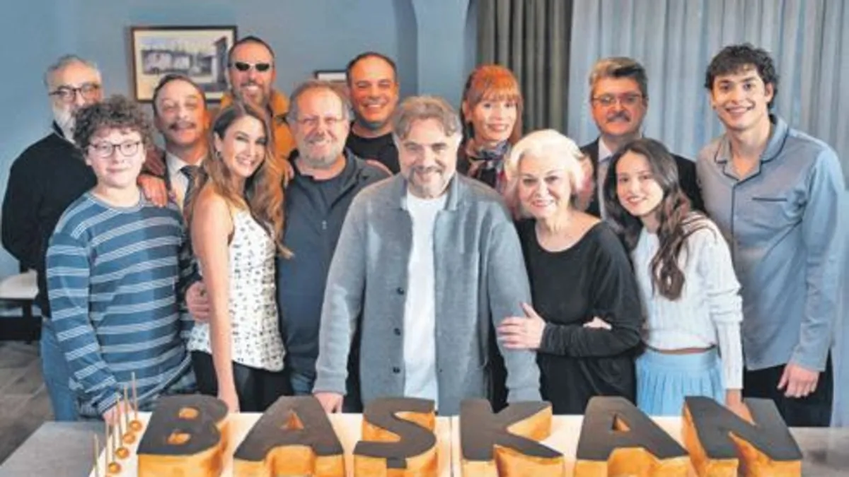 Oktay Kaynarca'ya sürpriz kutlama