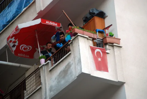 Balkondan düşen minik Poyraz hayatını kaybetti-3