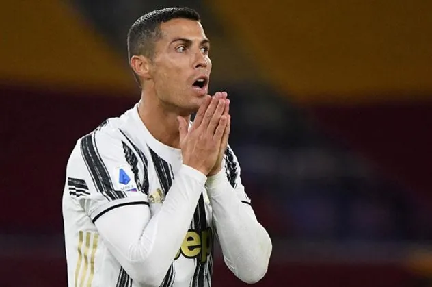 Ronaldo yine pozitif
