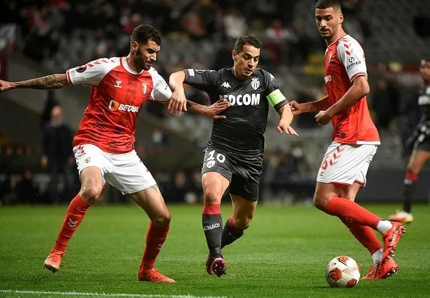 Beşiktaş'a Vitor Tormena transferinde rakip çıktı-3