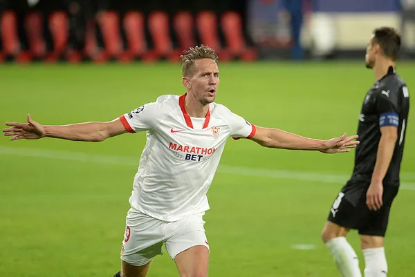 besiktasta-transfer-gundemi-luuk-de-jong-iste-sevillaya-son-teklif-1627376062445.jpg