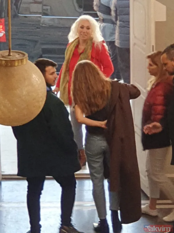 Serenay Sarıkaya ile Kıvanç Tatlıtuğ hakkında akıllara zarar iddia: "Başak Dizer kucağına bebeğini aldığı gibi seti bastı" Olay ki ne olay - 5