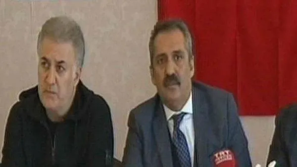 Sanatçılar Mehmetçik'e destek için sınırda-1