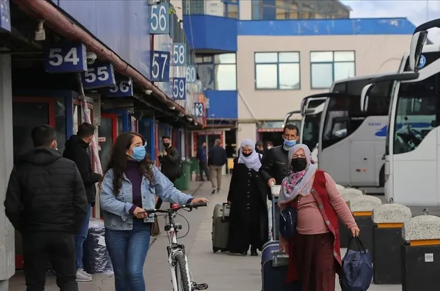 SON DAKİKA! Şehirler arası seyahat kısıtlaması gündemde mi? Bilim Kurulu üyesinden dikkat çeken açıklama