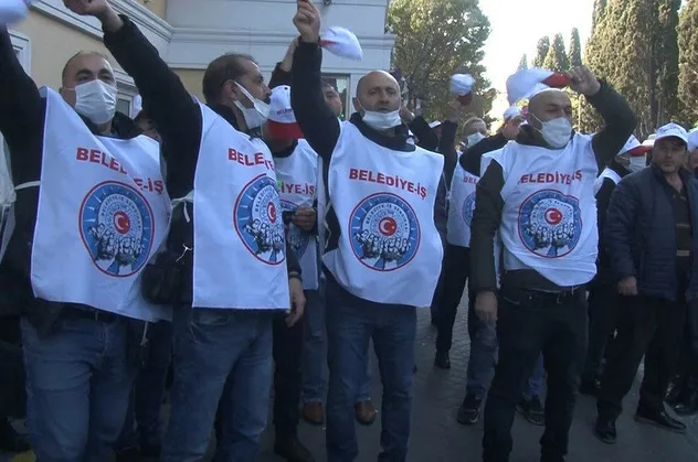 CHP'li Bakırköy belediyesinde isyan var! Zam alamayan işçiler belediye önündeki grevlerinin 4. gününde!