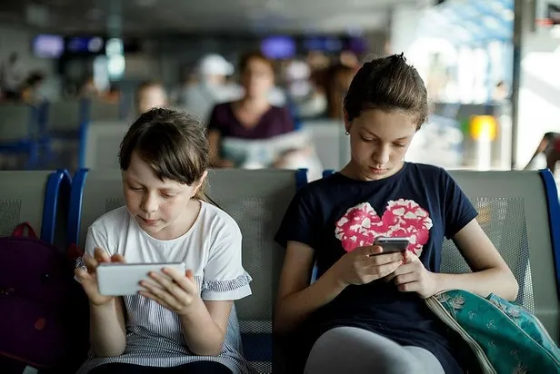 Uzman isim uyardı: Mavi bebek oyununa dikkat! İnsan beynini etkiliyor-2