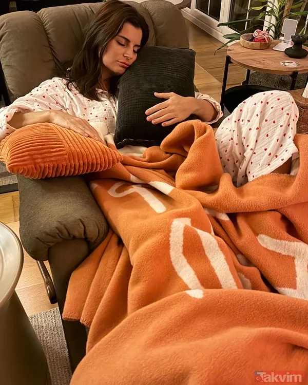 Ece Vahapoğlu kanser tedavisi gördüğünü açıkladı: 3. kemoterapiyi tamamladım! - 11